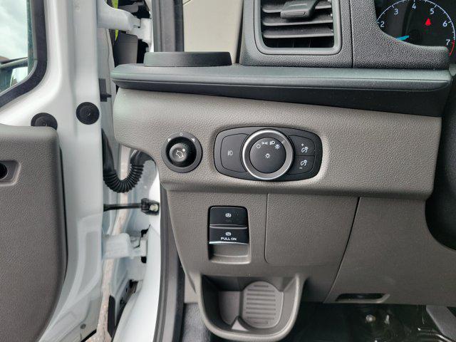 2025 Ford Transit Cargo Van Base