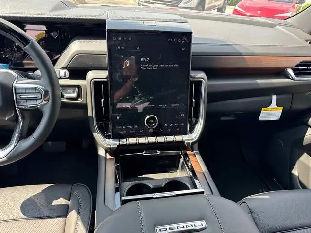 2026 GMC Yukon 4WD Denali