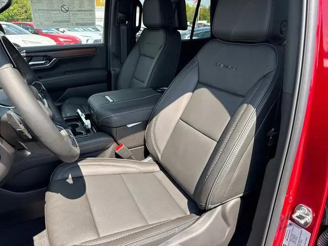 2026 GMC Yukon 4WD Denali