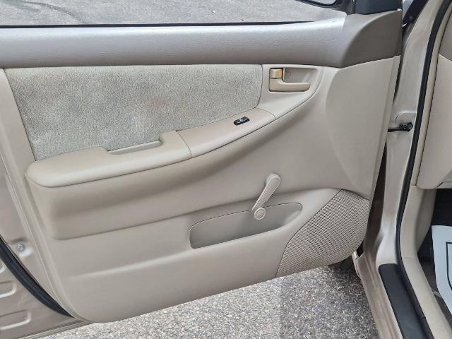 2004 Toyota Corolla CE