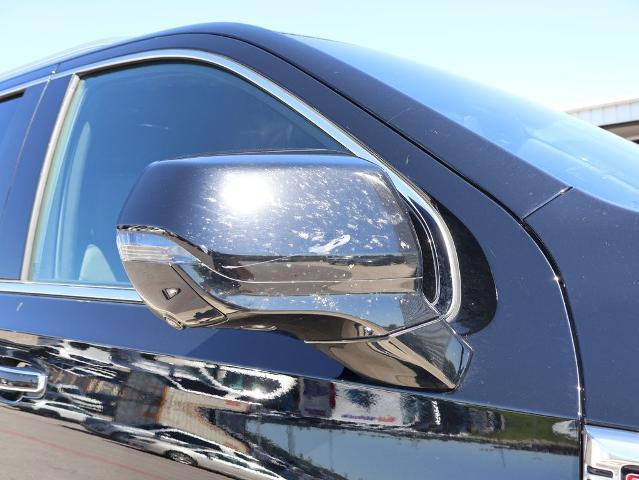 2025 GMC Yukon 4WD Denali
