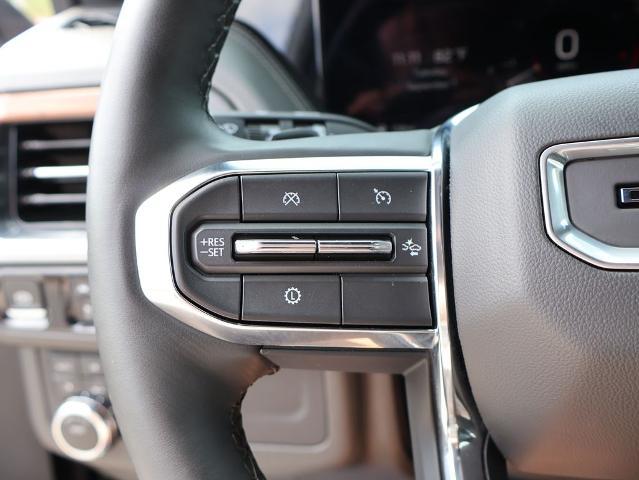 2025 GMC Yukon 4WD Denali