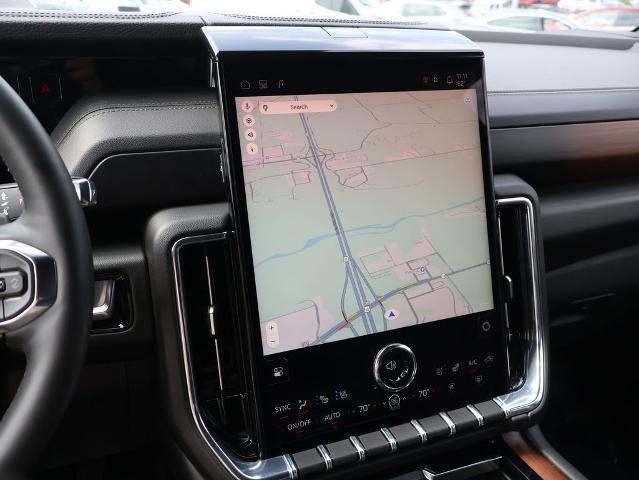 2025 GMC Yukon 4WD Denali