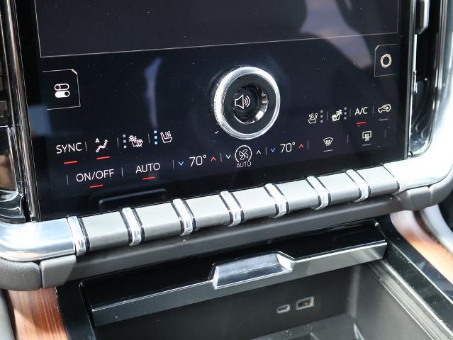 2025 GMC Yukon 4WD Denali