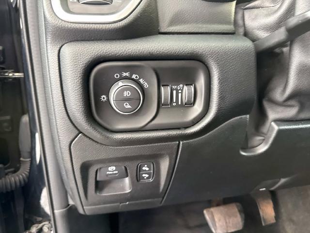2020 Ram 1500 Laramie Crew Cab 4x4 57 Box