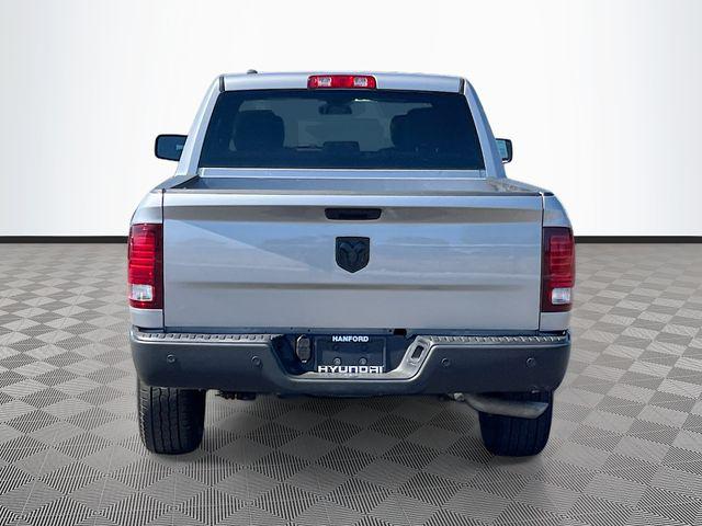 2024 Ram 1500 Classic Warlock Crew Cab 4x2 57 Box