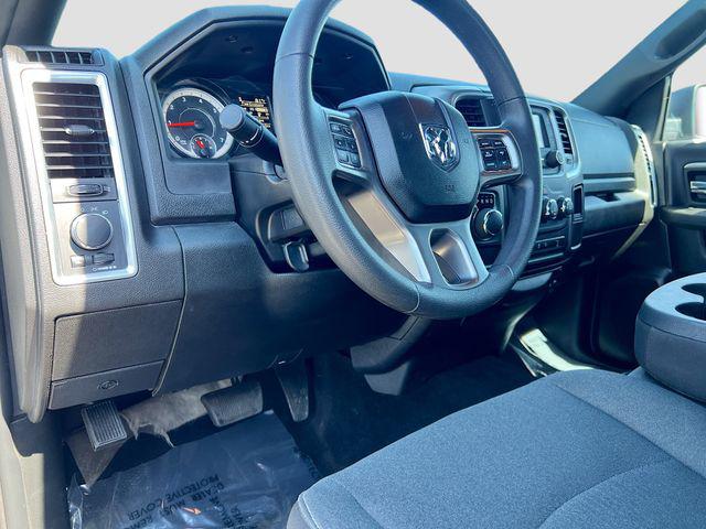 2024 Ram 1500 Classic Warlock Crew Cab 4x2 57 Box
