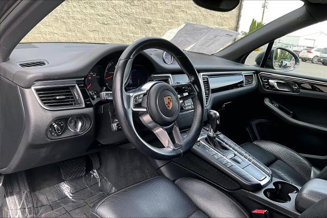 2018 Porsche Macan Base