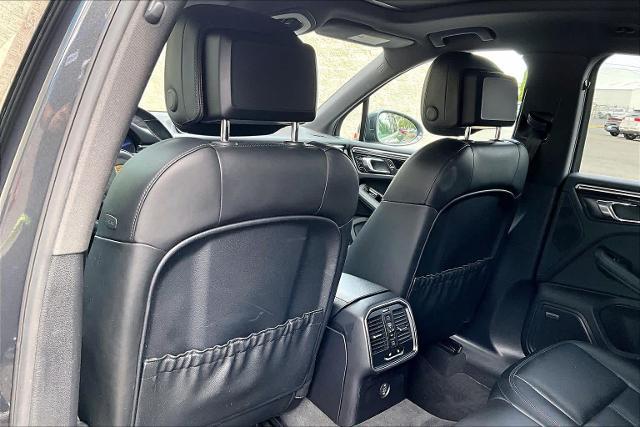 2018 Porsche Macan Base