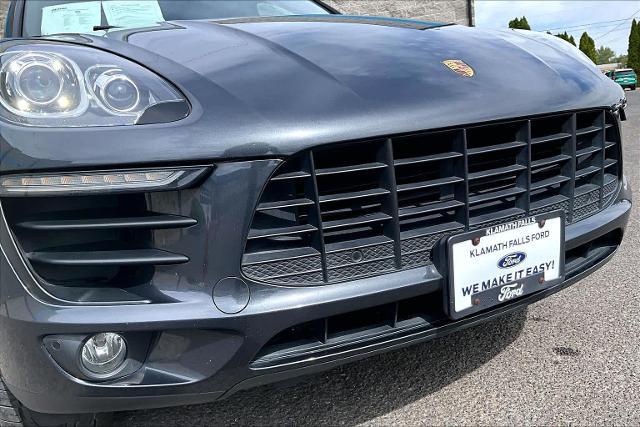 2018 Porsche Macan Base