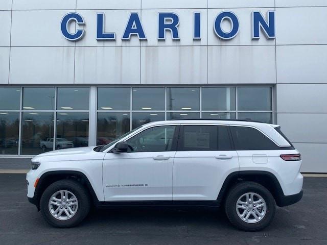 2025 Jeep Grand Cherokee Laredo 4x4 2025 Jeep Grand Cherokee Laredo 4x4