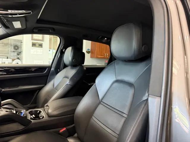 2019 Porsche Cayenne Cayenne