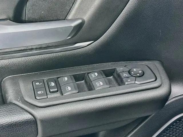 2025 Ram 1500 Big Horn Crew Cab 4x4 57 Box