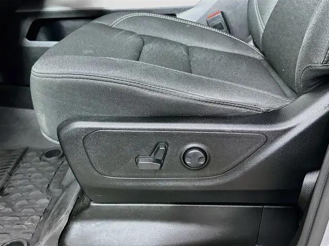2025 Ram 1500 Big Horn Crew Cab 4x4 57 Box