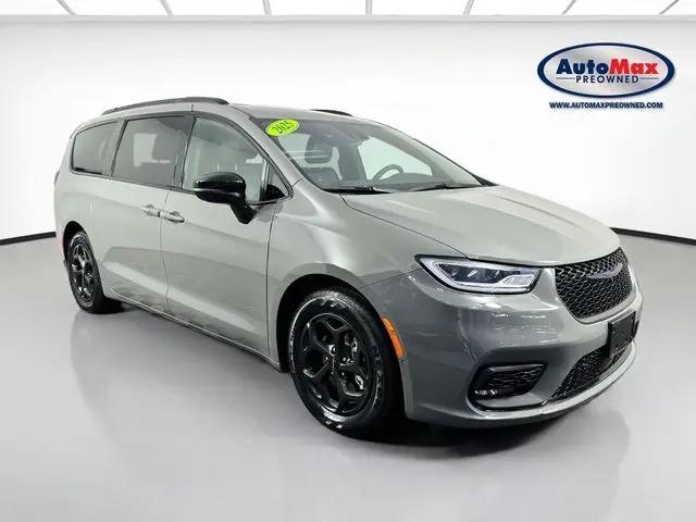 2025 Chrysler Pacifica Hybrid Premiuim S Appearance Package for sale in Framingham, MA