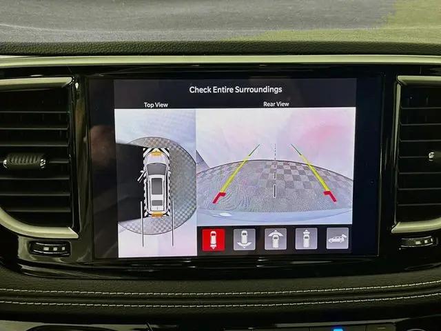 2025 Chrysler Pacifica Hybrid Premiuim S Appearance Package