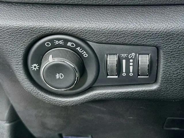 2025 Chrysler Pacifica Hybrid Premiuim S Appearance Package