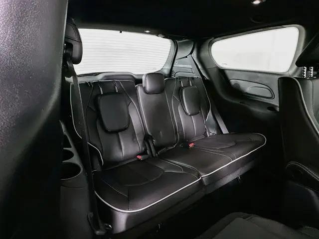 2025 Chrysler Pacifica Hybrid Premiuim S Appearance Package