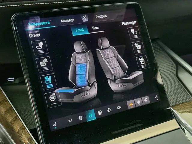 2025 Cadillac Escalade Sport Platinum