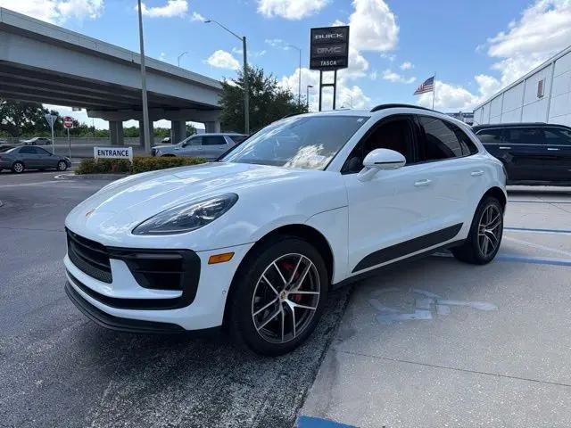2022 Porsche Macan S