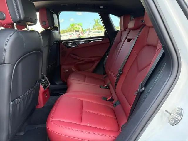 2022 Porsche Macan S