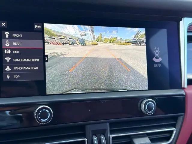 2022 Porsche Macan S