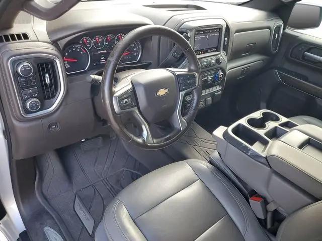 2021 Chevrolet Silverado 1500 4WD Crew Cab Short Bed LT