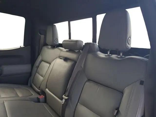 2021 Chevrolet Silverado 1500 4WD Crew Cab Short Bed LT