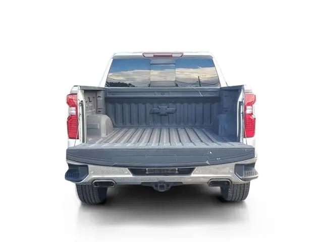 2021 Chevrolet Silverado 1500 4WD Crew Cab Short Bed LT