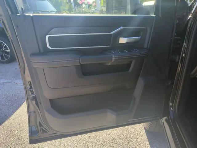 2026 Ram 2500 Big Horn Crew Cab 4x4 64 Box