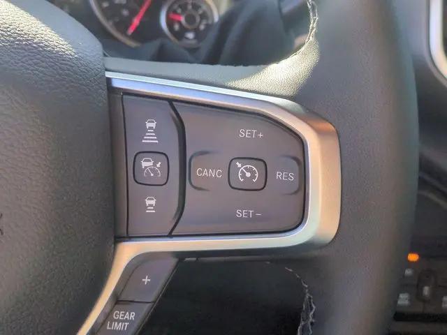 2026 Ram 2500 Big Horn Crew Cab 4x4 64 Box