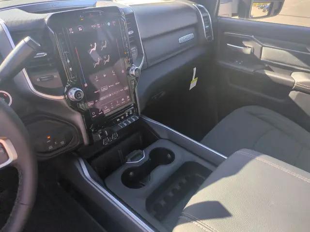 2026 Ram 2500 Big Horn Crew Cab 4x4 64 Box
