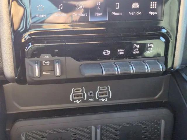 2026 Ram 2500 Big Horn Crew Cab 4x4 64 Box