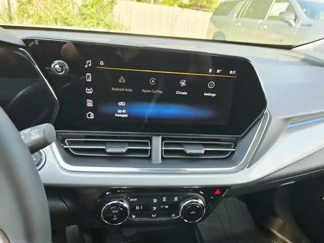 2026 Chevrolet Trax FWD LT