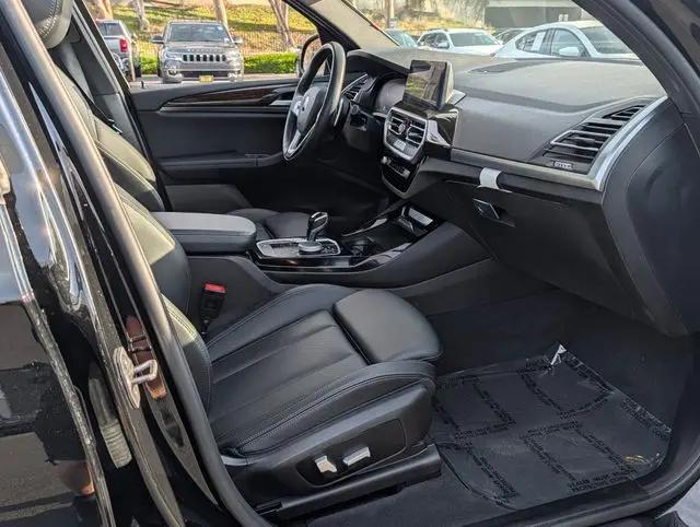 2023 BMW X3 sDrive30i