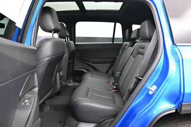 2026 Jeep Cherokee Overland 4x4