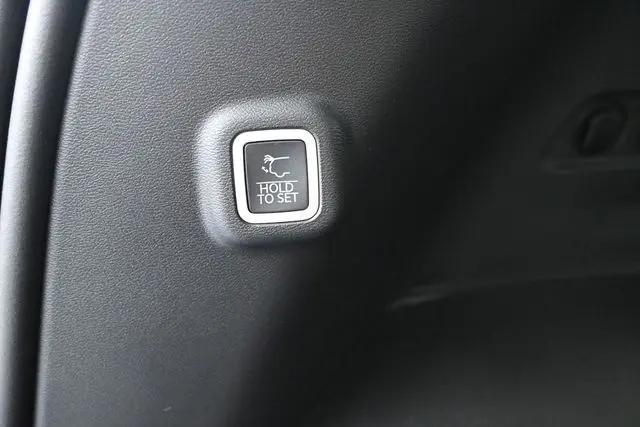 2026 Jeep Cherokee Overland 4x4
