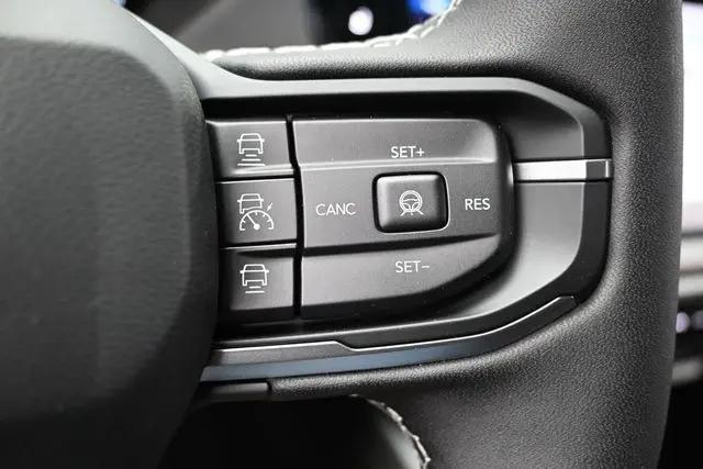 2026 Jeep Cherokee Overland 4x4