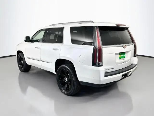 2019 Cadillac Escalade Platinum