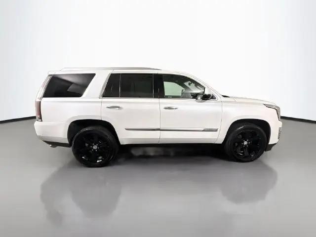 2019 Cadillac Escalade Platinum