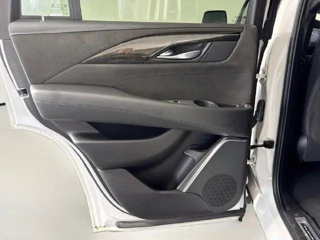 2019 Cadillac Escalade Platinum