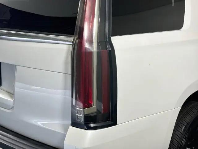 2019 Cadillac Escalade Platinum
