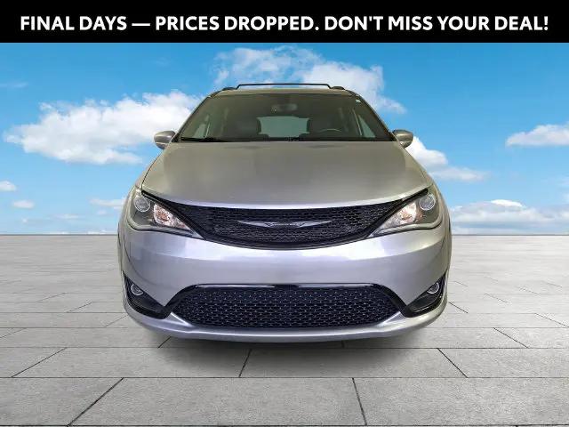 2020 Chrysler Pacifica Touring L