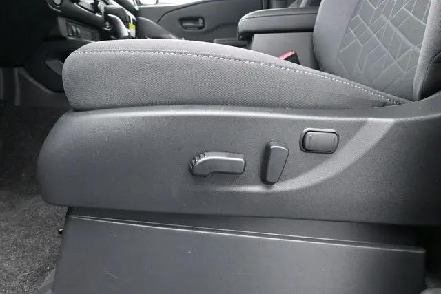 2026 Nissan Frontier Crew Cab Long Bed SV 4x4