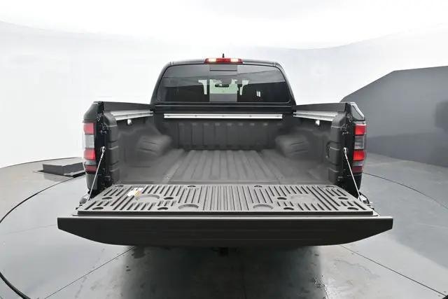 2026 Nissan Frontier Crew Cab Long Bed SV 4x4