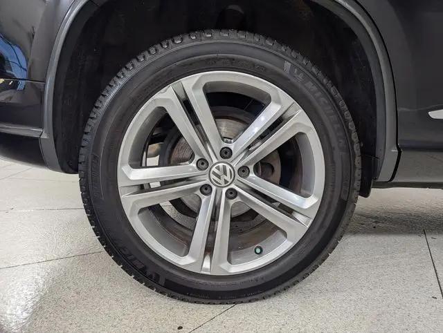 2017 Volkswagen Tiguan 2.0T Sport