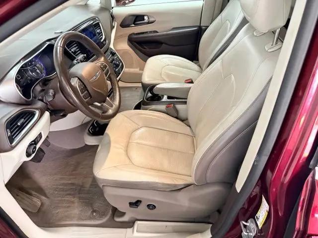 2017 Chrysler Pacifica Touring-L Plus