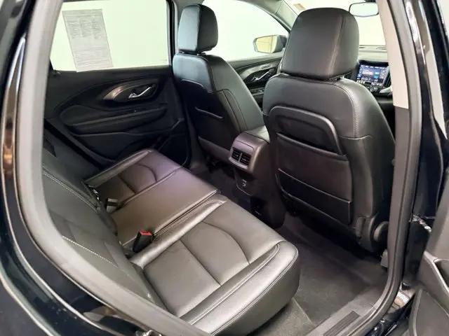 2024 GMC Terrain FWD SLT