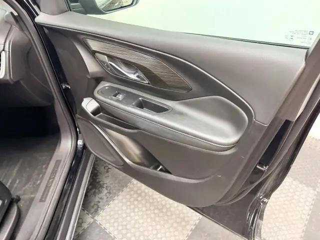 2024 GMC Terrain FWD SLT