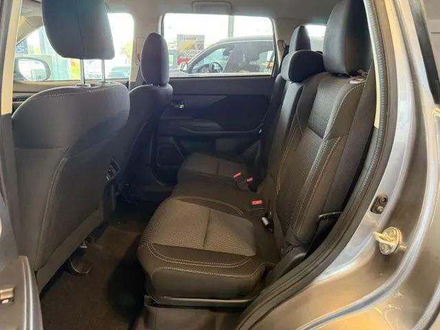 2020 Mitsubishi Outlander ES 2.4